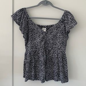 Flutter Sleeve Blouse